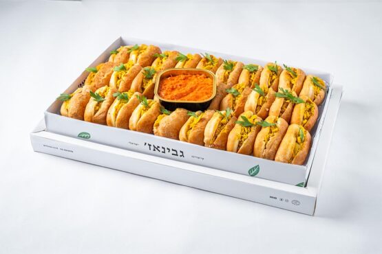 פריקסה שווארמה דגים:מיקס דגים,קרם לימון, טחינה, עלי כוסברה 30 יח'