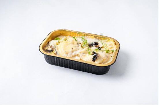 רביולי בטטה/ גבינה ברוטב לבחירה: סלסה רוזה/שמנת פטריות/פסטו